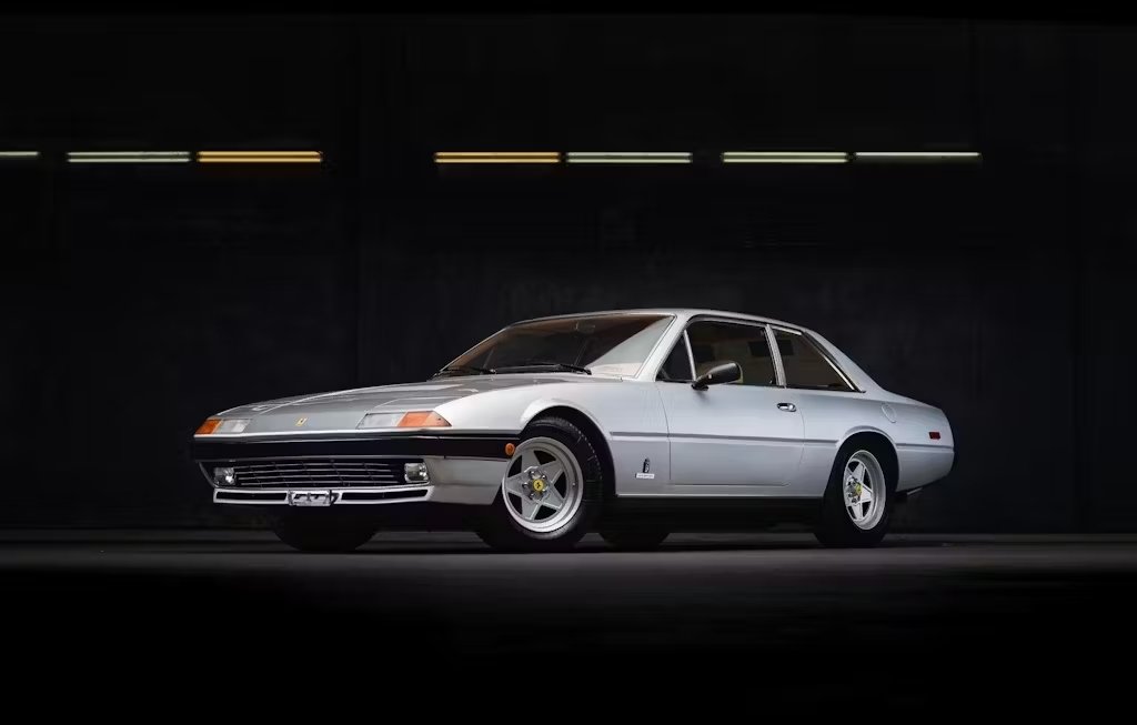 Ferrari 400i