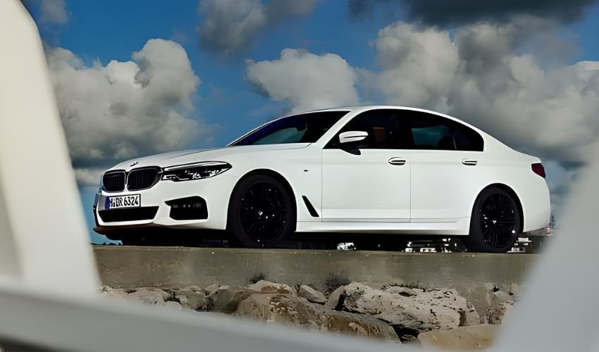 2016 BMW 5 Series sedan