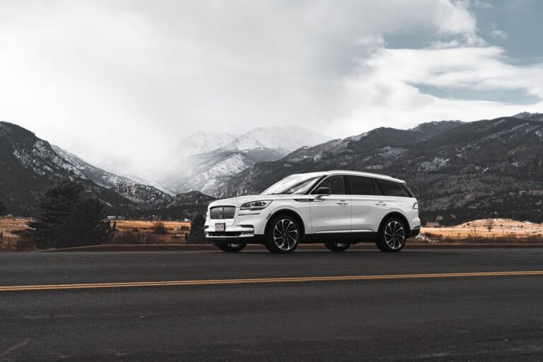 2027 Lincoln Corsair Hybrid: Review, Pricing & Specs