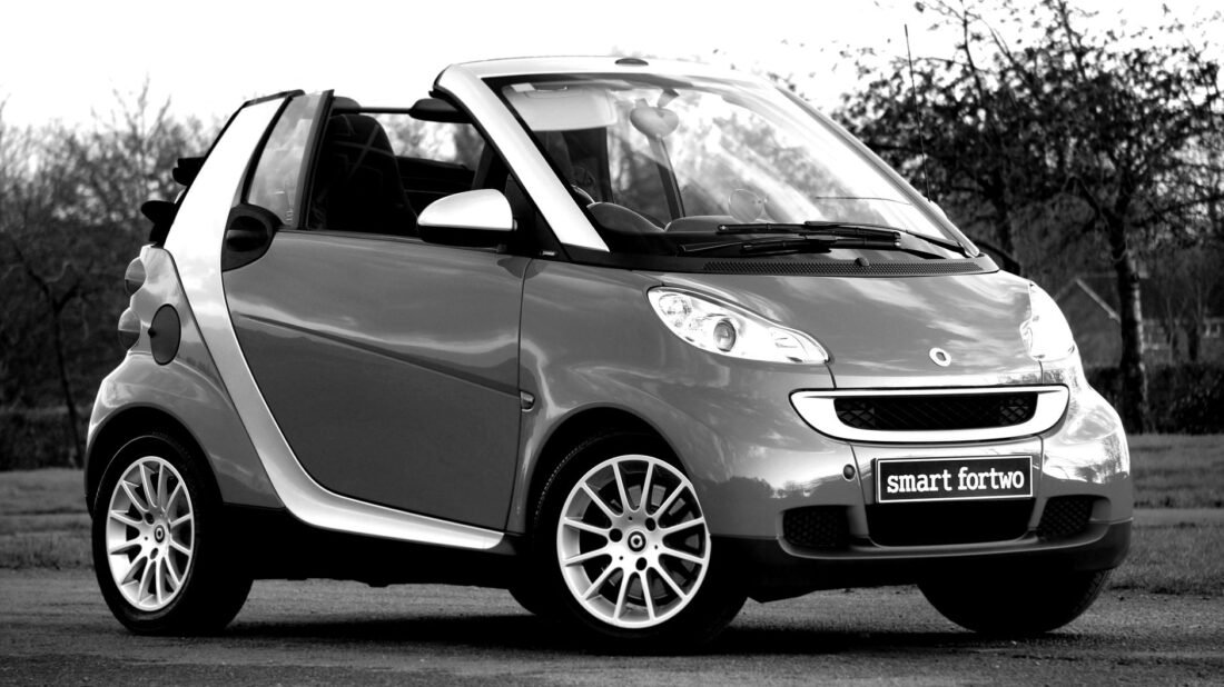 Read more about the article Does Putting Down a Convertible Top Reduce Fuel Efficiency?