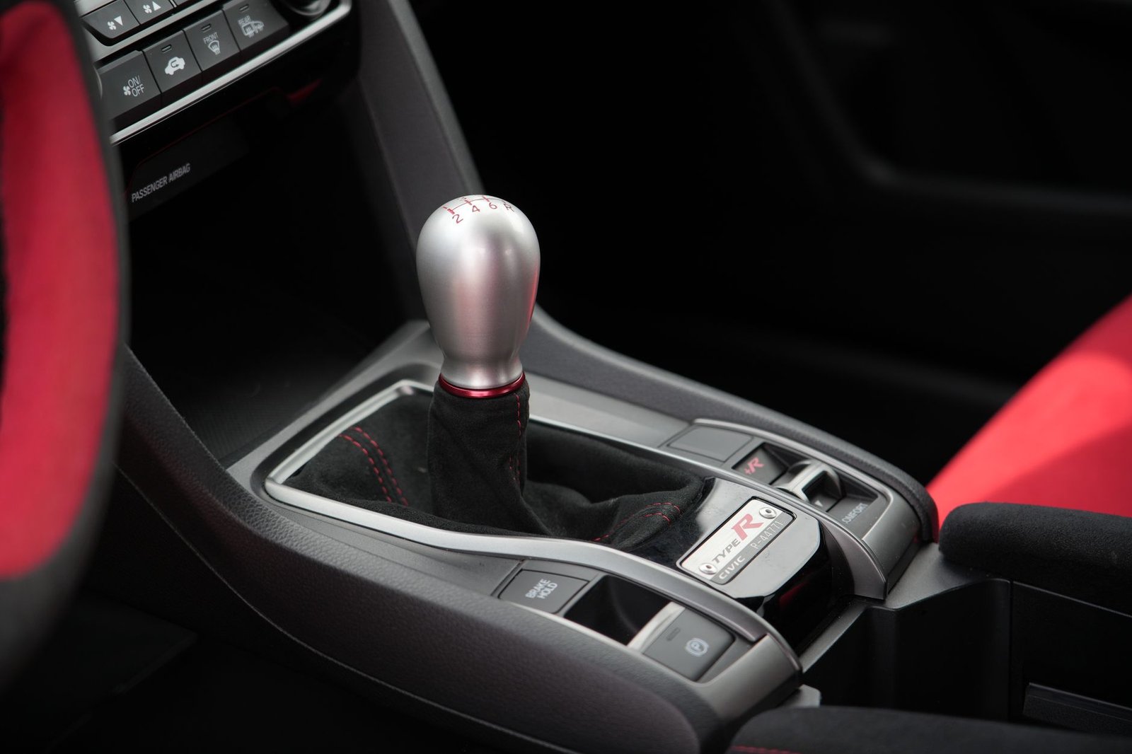 You are currently viewing Honda Remains Committed to Manual Transmissions