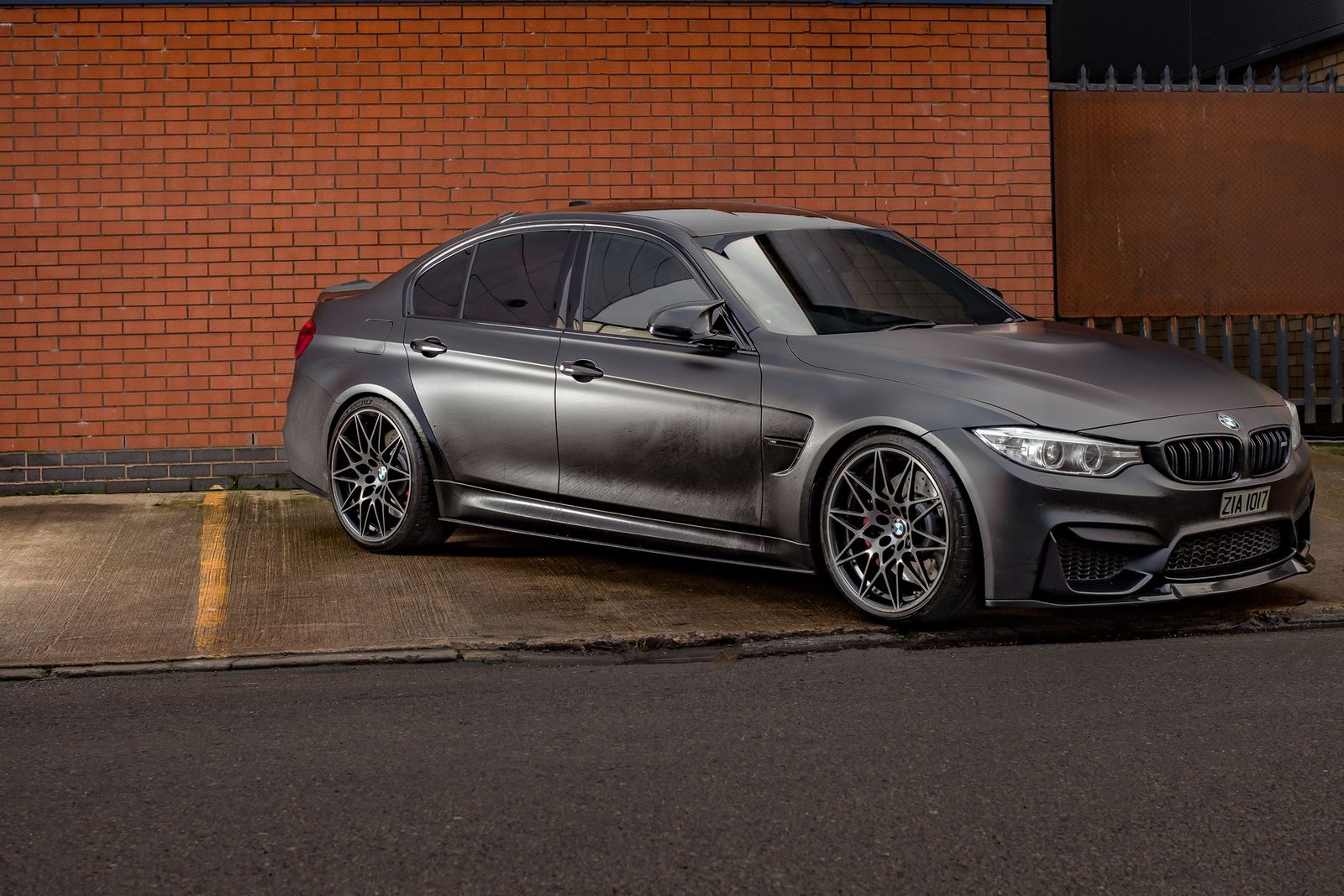 You are currently viewing BMW M Boss Confirms Electric M3 Launch Timeline
