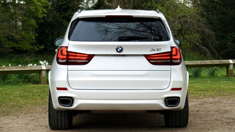 BMW X5 Configurator Adds 3 New Models Across Europe