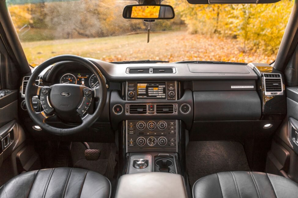 Read more about the article 2027 Land Rover Range Rover Twenty Edition Interior Photos