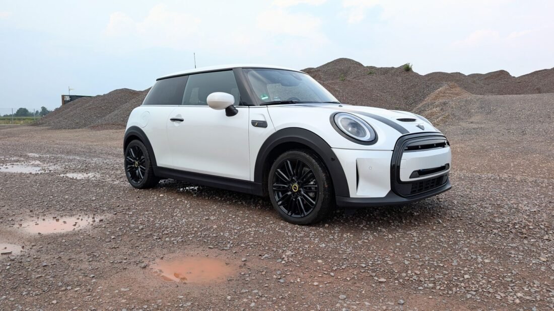 Read more about the article Belgian Firm Orders 500 Electric MINIs in Record Fleet Deal