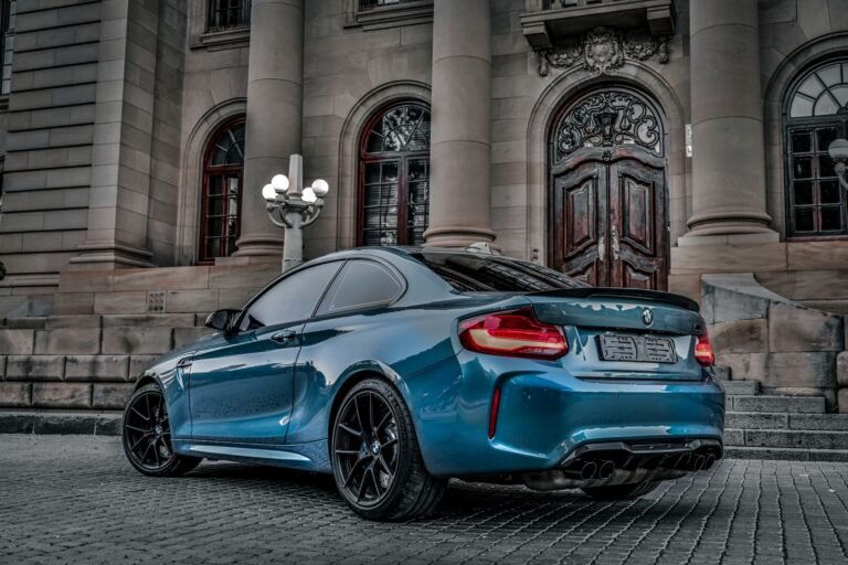 BMW M2 CS: Velvet Blue Wins Over US Buyers