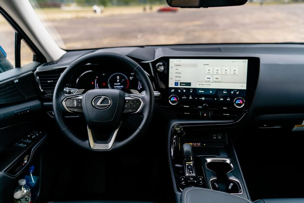 Read more about the article BMW X3 vs. 2027 Lexus NX: Design & Features