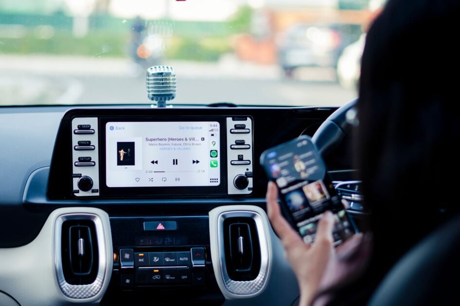 GM’s CarPlay Confusion: What’s Really Going On?