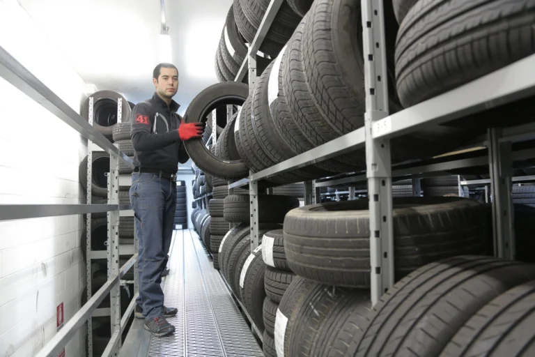 Spare Tire Racks for Trailers: Types, Fit & Safety